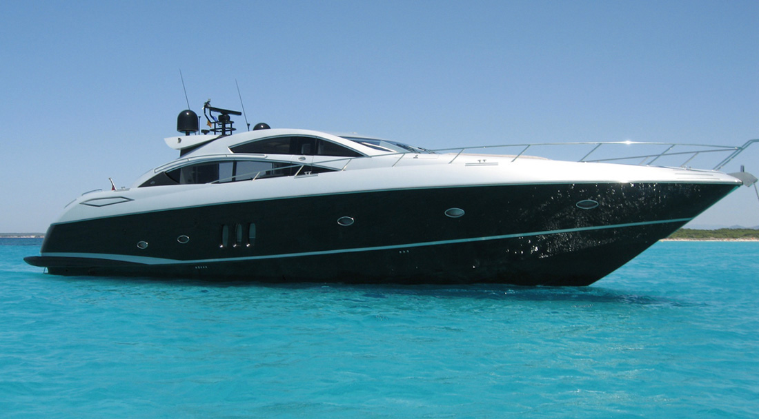 Ibiza yacht charter Sunseeker Predator 82