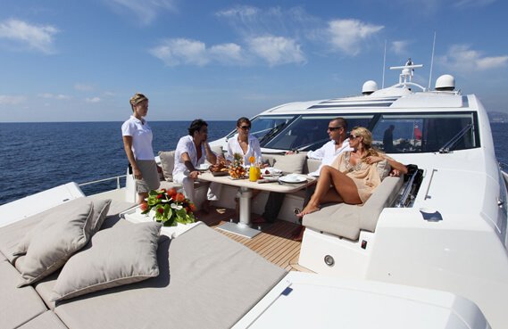 Ibiza yacht charter Sunseeker Predator 84